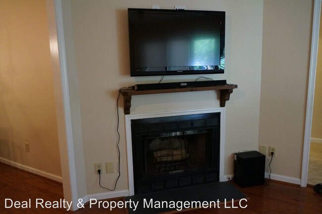 Building Photo - 3 br, 2 bath House - 105 Perriwinkle Pl