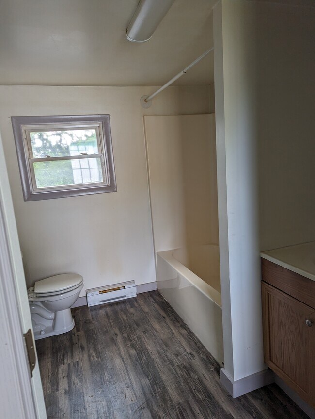 Building Photo - 19 Garrow Way
