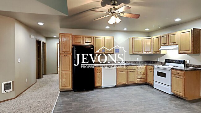 Building Photo - Enjoy a $500 rent credit on this beautiful 3-bedroom duplex near I-823!