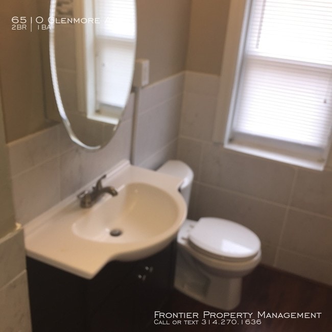 Building Photo - Newley Renovated 2 Bedroom Brick Bungalow!