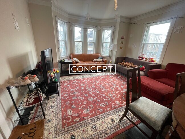 Foto del edificio - 839 Parker St