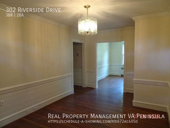 Building Photo - 302 Riverside Dr