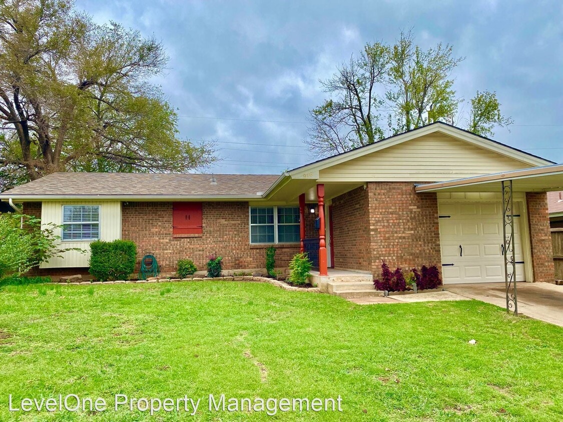 Primary Photo - 3 br, 2 bath House - 916 Hunting Horse Trail