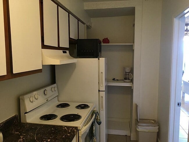 Foto del edificio - 909 University Blvd