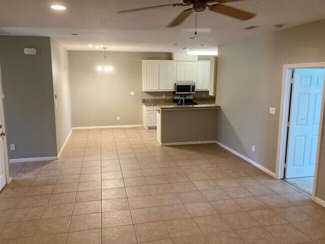 Foto del edificio - 2102 Ann Marie Ln