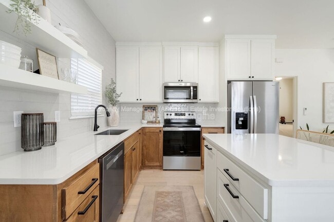 Interior Photo - The Plaza Village