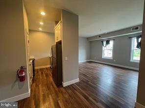 Foto del edificio - 228 S Mill Rd