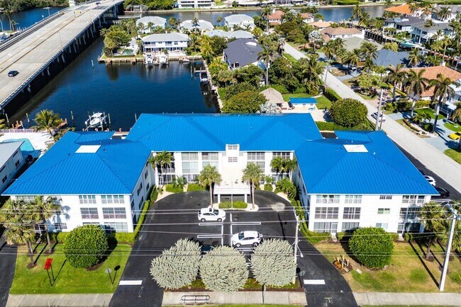 Foto del edificio - 1700 S Ocean Blvd