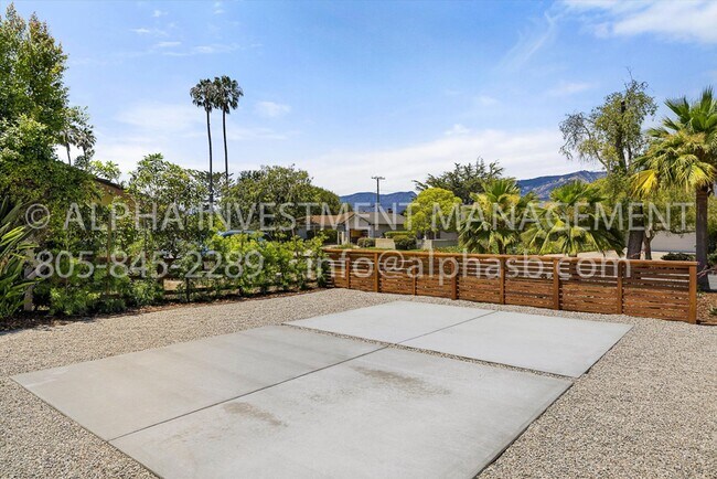 Building Photo - Mid Century Alta Mesa Home w/ Hip Vibe - U...