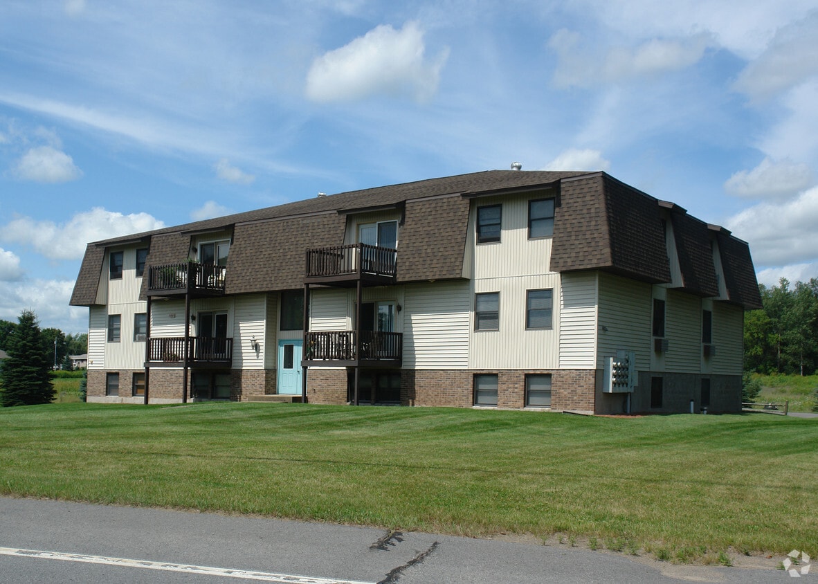 Primary Photo - 9561 Maynard Dr