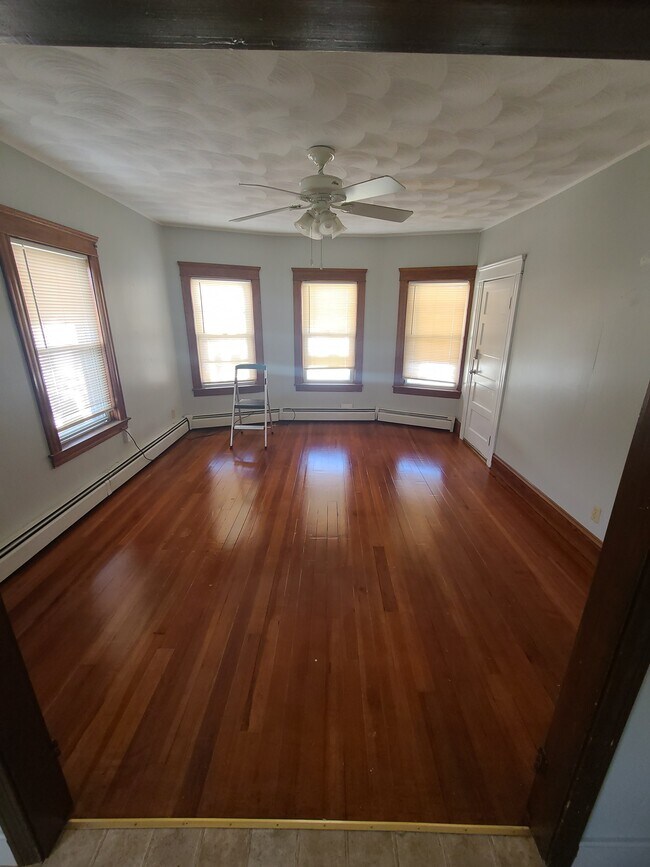 Front Door/Living Room - 79 W Cole St