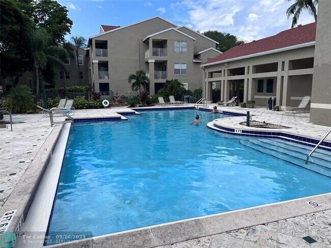 Building Photo - 1865 Palm Cove Blvd