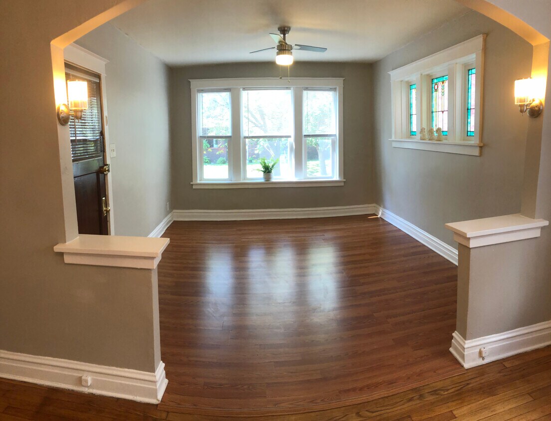 4459 Russell Blvd Unit 1W, Saint Louis, MO 63110 Apartments 4459