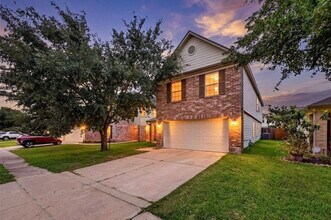 Building Photo - 3026 Apple Dale Dr
