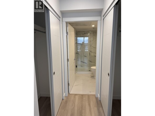 Building Photo - 823 Carnarvon St