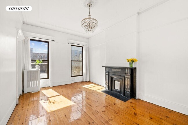 Foto del edificio - 112 Berkeley Pl