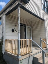 Building Photo - 1832 N Missouri Ave