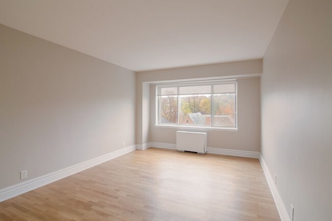 Photo du bâtiment - 4555 Av. Bonavista