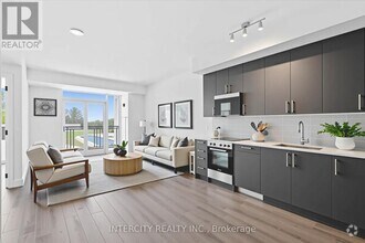 Building Photo - 2075-2075 King Rd