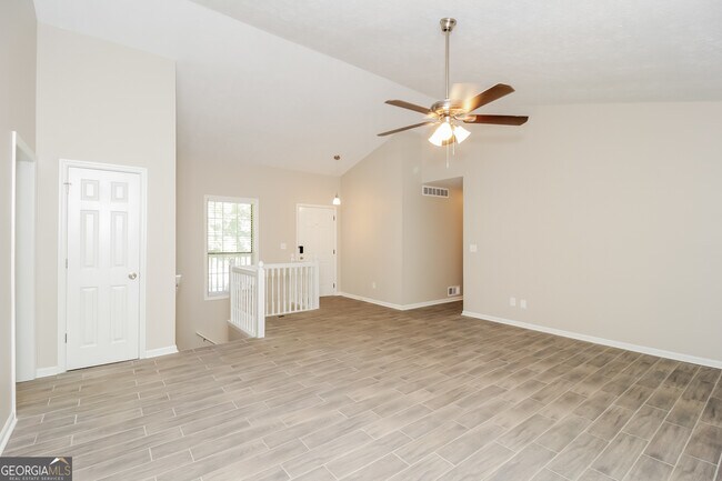 Foto del edificio - 2685 Springside Ct