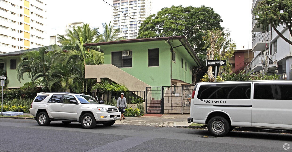Building Photo - 204 Liliuokalani Ave