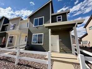 Building Photo - 3932 Pinnacles Ct