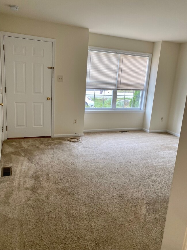 Living Room - 130 Plymouth Ave