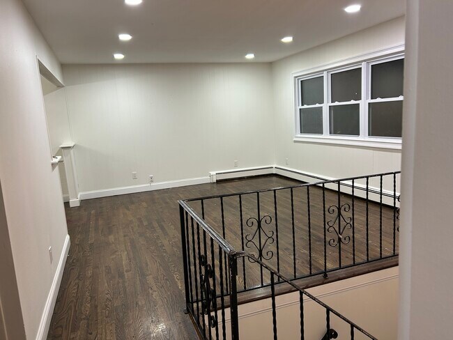 Foto del edificio - 965 Suffolk Ave