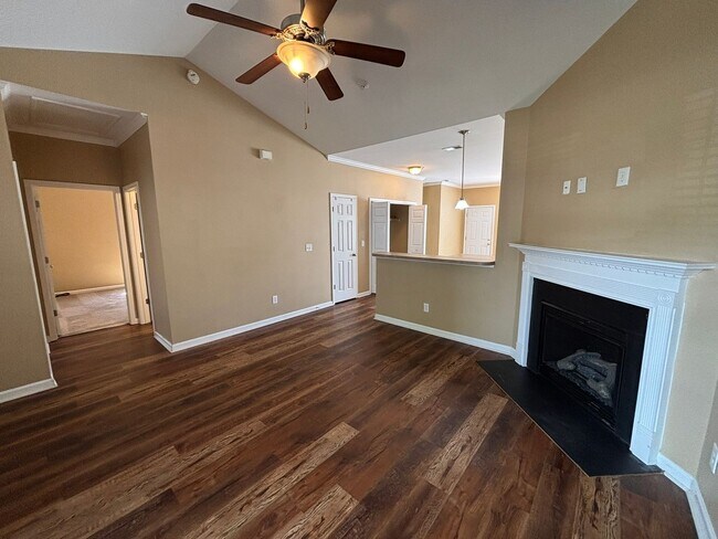 Foto del edificio - 225 Windsor Trace Dr