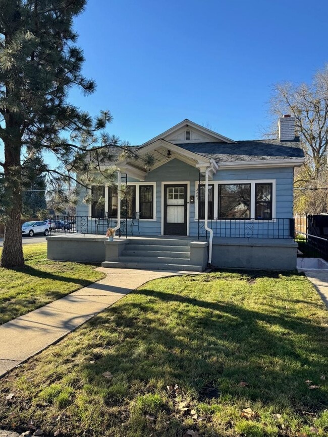 Foto del edificio - 2201 W State St