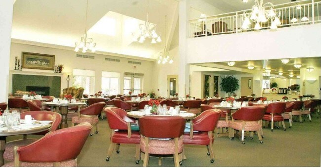 Interior Photo - Solista Hickory
