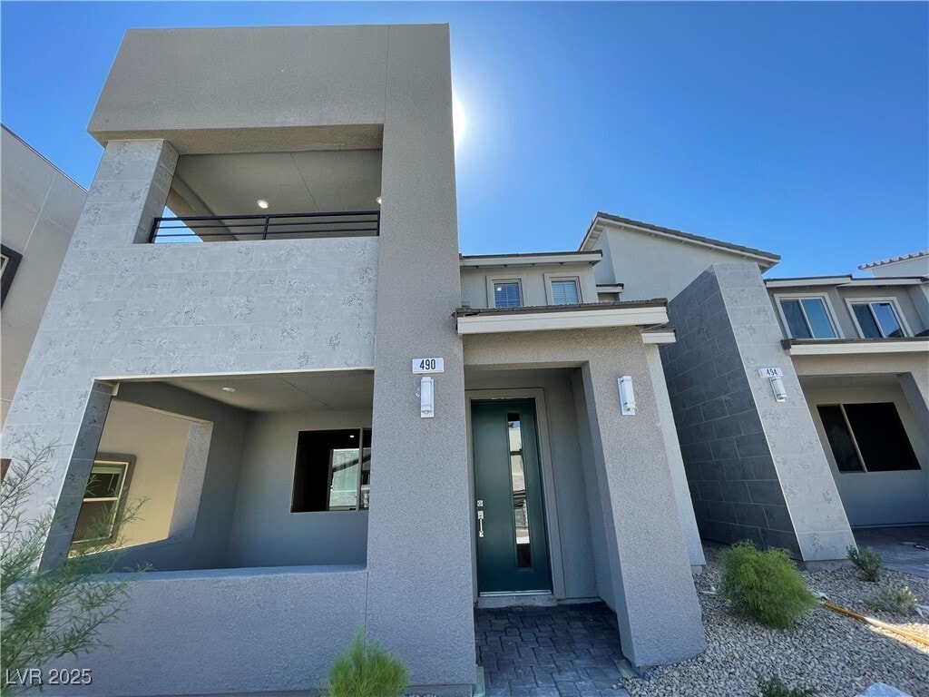 Foto principal - 490 Fairview Hills St