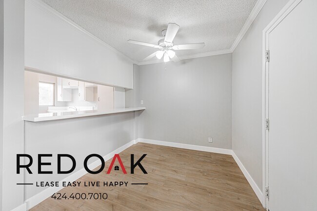 Foto del edificio - 15405 Vanowen St