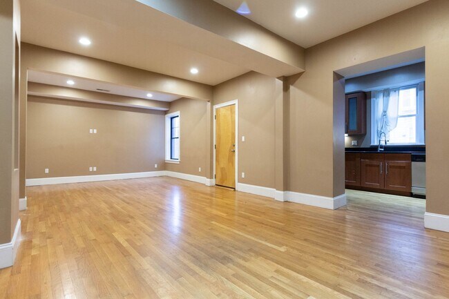 Photo - 1588 Beacon St Apartment