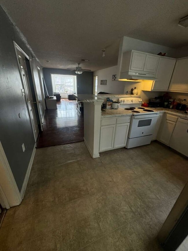 Building Photo - 2021 Wolf Tech Ln