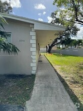 Building Photo - 3970 SW 58th St