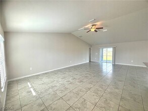 Building Photo - 2715 NW 45th Pl
