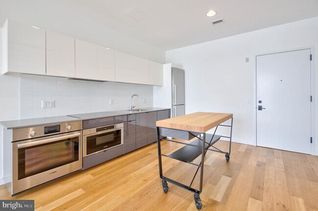 Foto del edificio - 57 N St NW