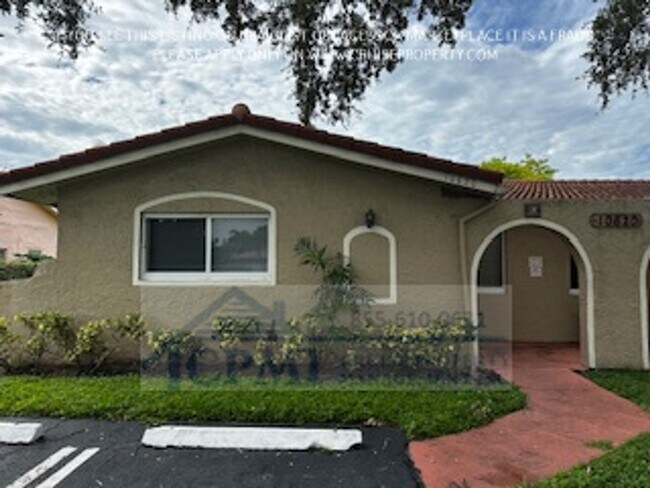 Foto del edificio - 10620 NW 37th St