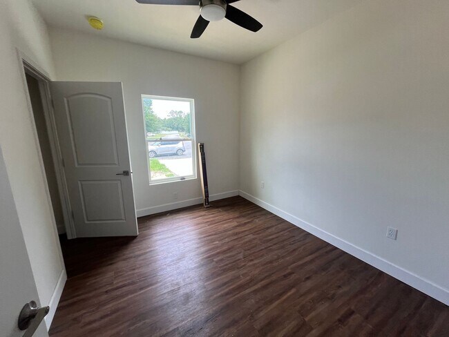 Building Photo - Newer 2 Bedroom, 2 Bath home in Lake City