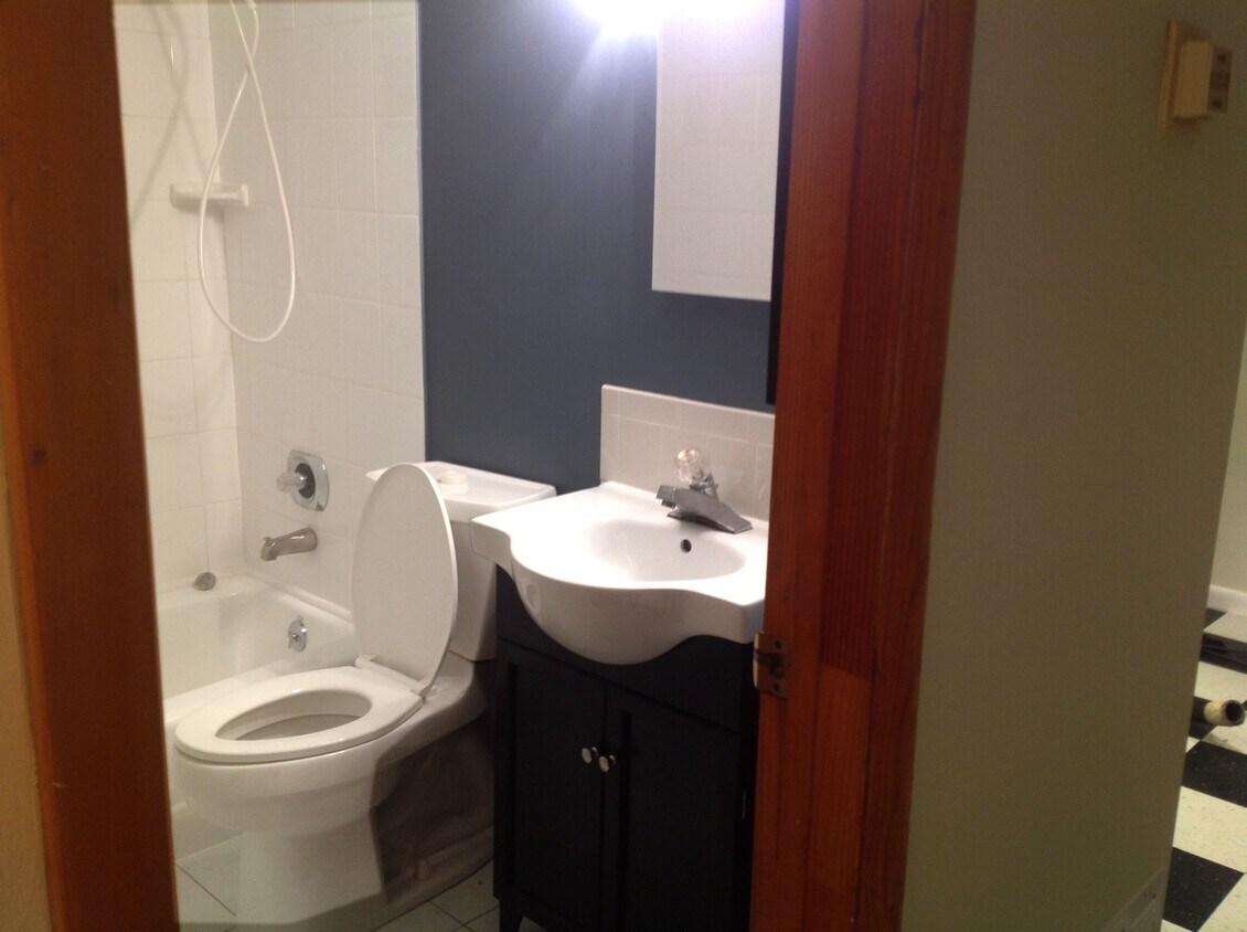 5 15th St, West Babylon, NY 11704 House Rental in West Babylon, NY