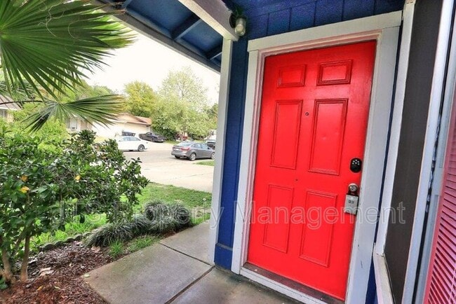Building Photo - 7234 Adobe Casa Ct