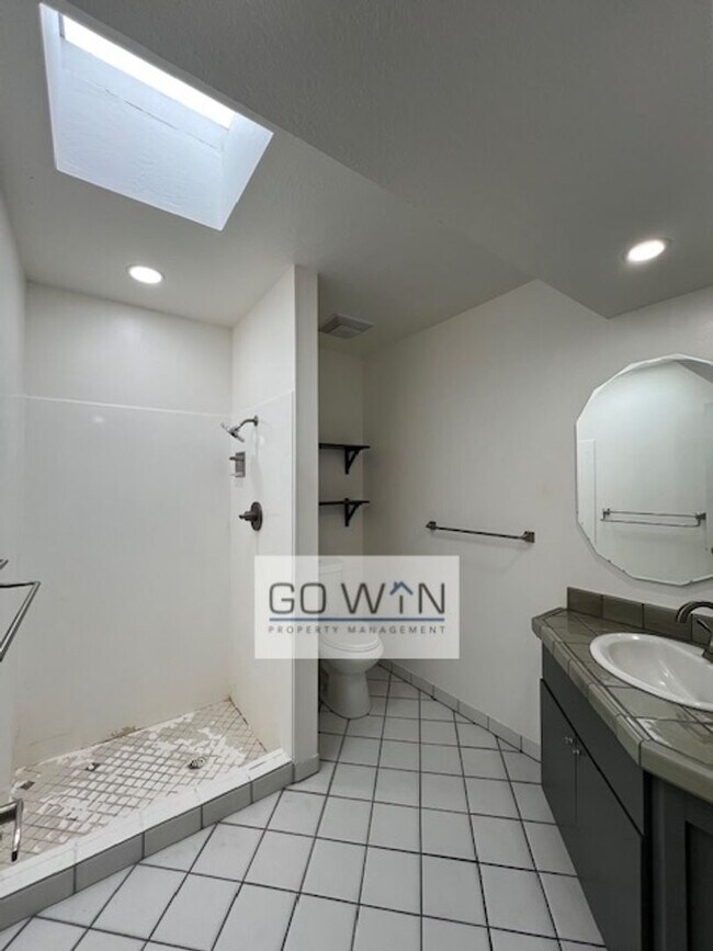 Foto del edificio - 4 Bed/ 2 Bath - House Tempe