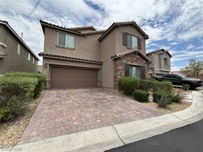 Building Photo - 5582 Sancho Throne Rd