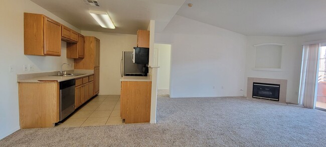 Building Photo - $500 OFF MOVE-IN! 2 Bedroom Condo near Air...