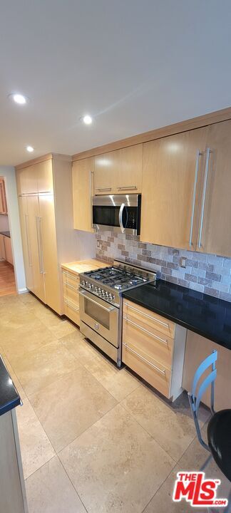 Foto del edificio - 17087 Palisades Cir
