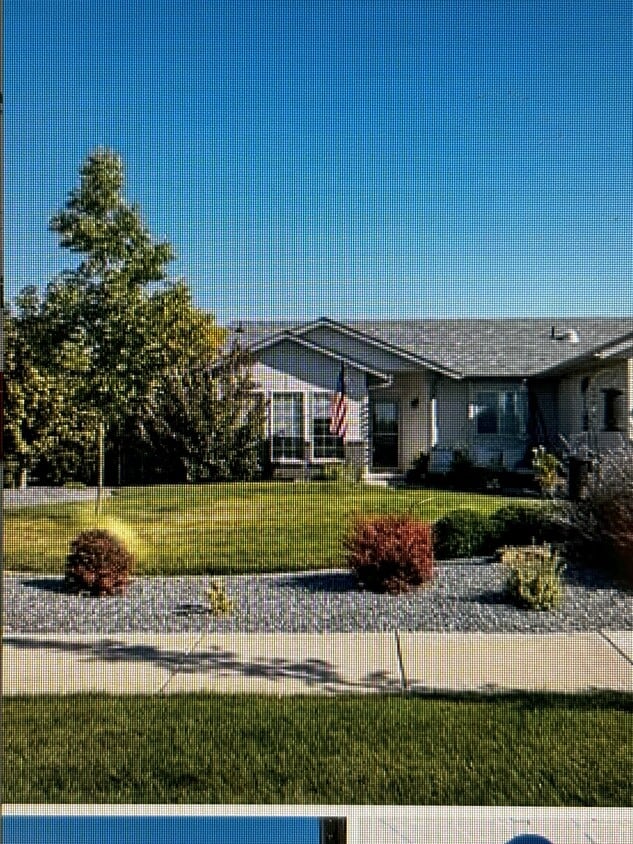 Primary Photo - 388 W Harris St