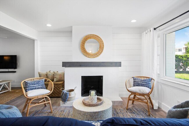 Foto del edificio - 182 Beacon Ln