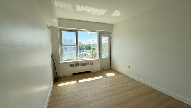 Photo du bâtiment - 10 Rosemount