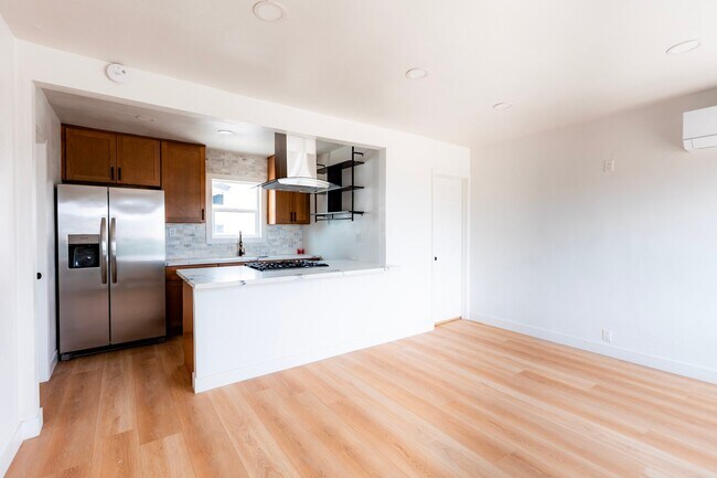 Foto del edificio - 784 E Walton St